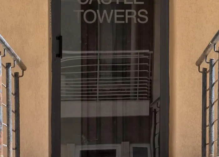 - Private Terrace, Mins Walk To Balluta Bay By Quicktrips *